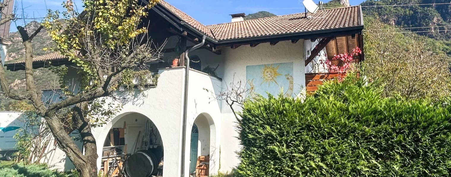 Villa elegante con giardino a Terlano, Alto Adige