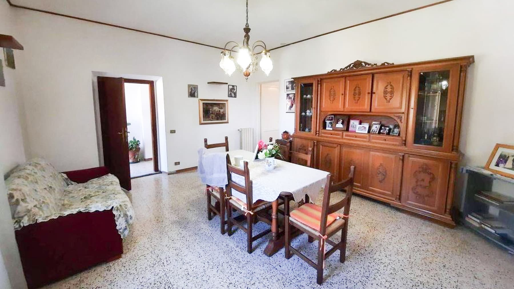 Casale con piscina e giardino, 600 mq, a Santa Luce, Toscana