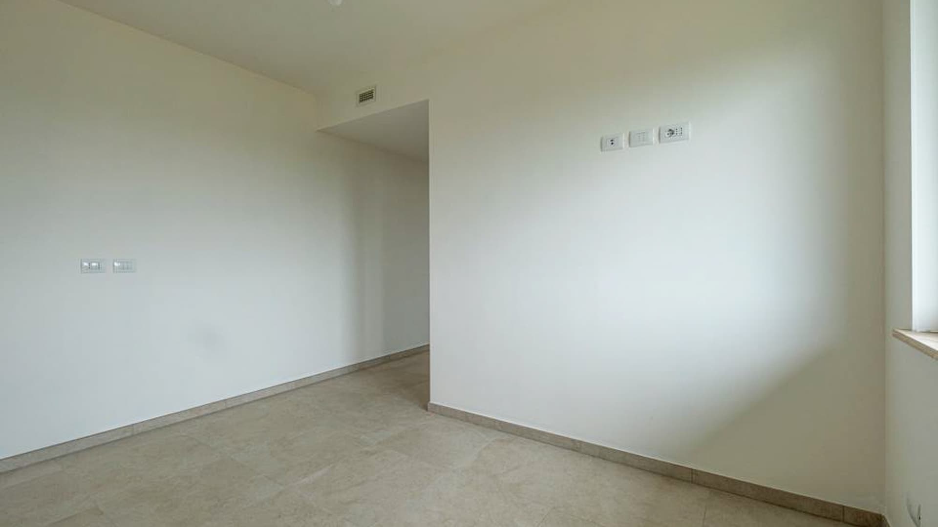 Appartamento con terrazzo ampio a Roma, 50 mq