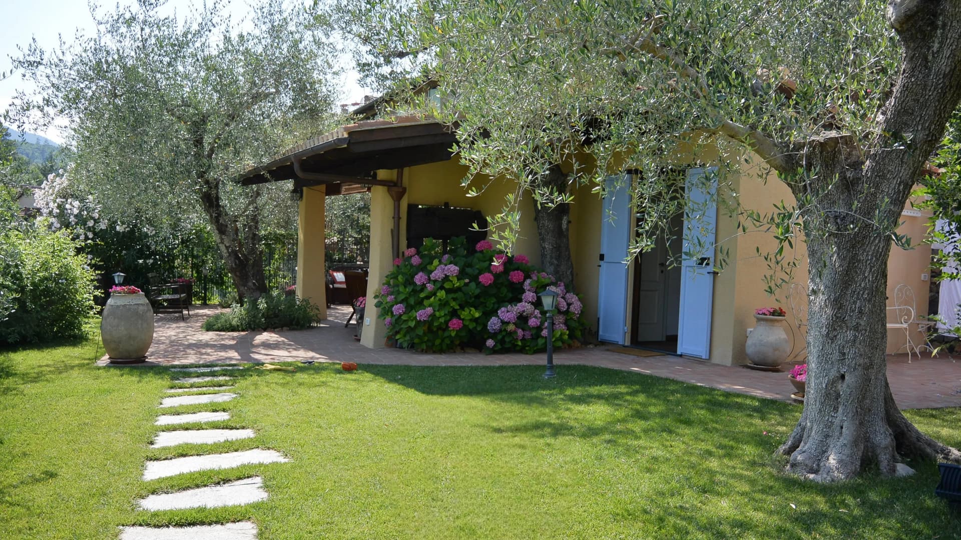 Charming Apartment in Garlenda, Liguria