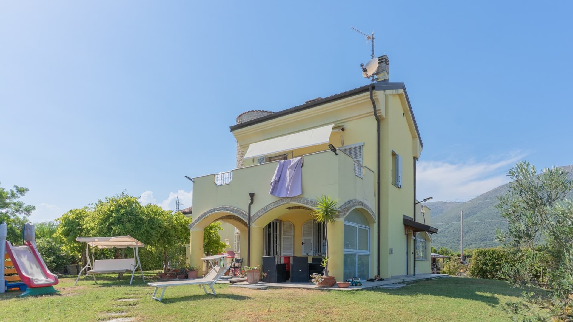 Charming Villa in Albenga, Liguria