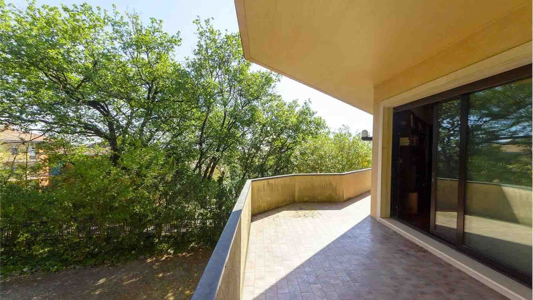 Charming Villa in Pesaro, Marche Region