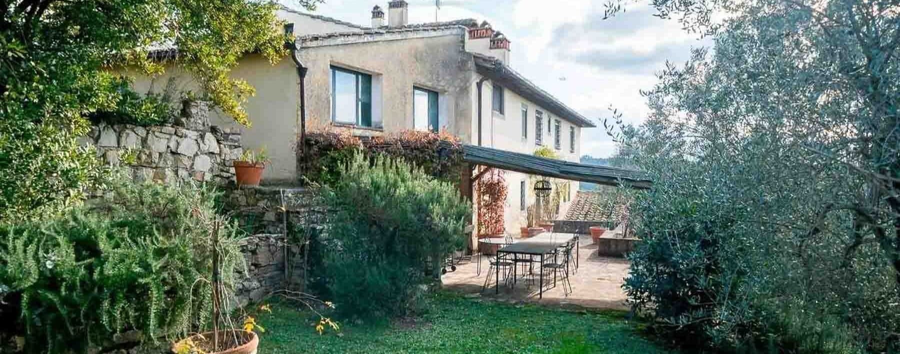 Casale spazioso con piscina a Rignano sull'Arno, Toscana