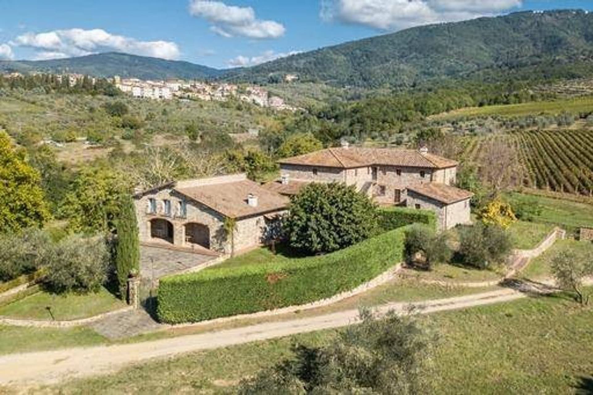 Casale di Charme con Piscina a Reggello, Toscana