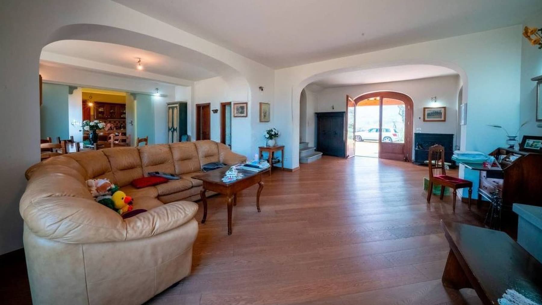 Villa spaziosa con giardino a Figline e Incisa Valdarno