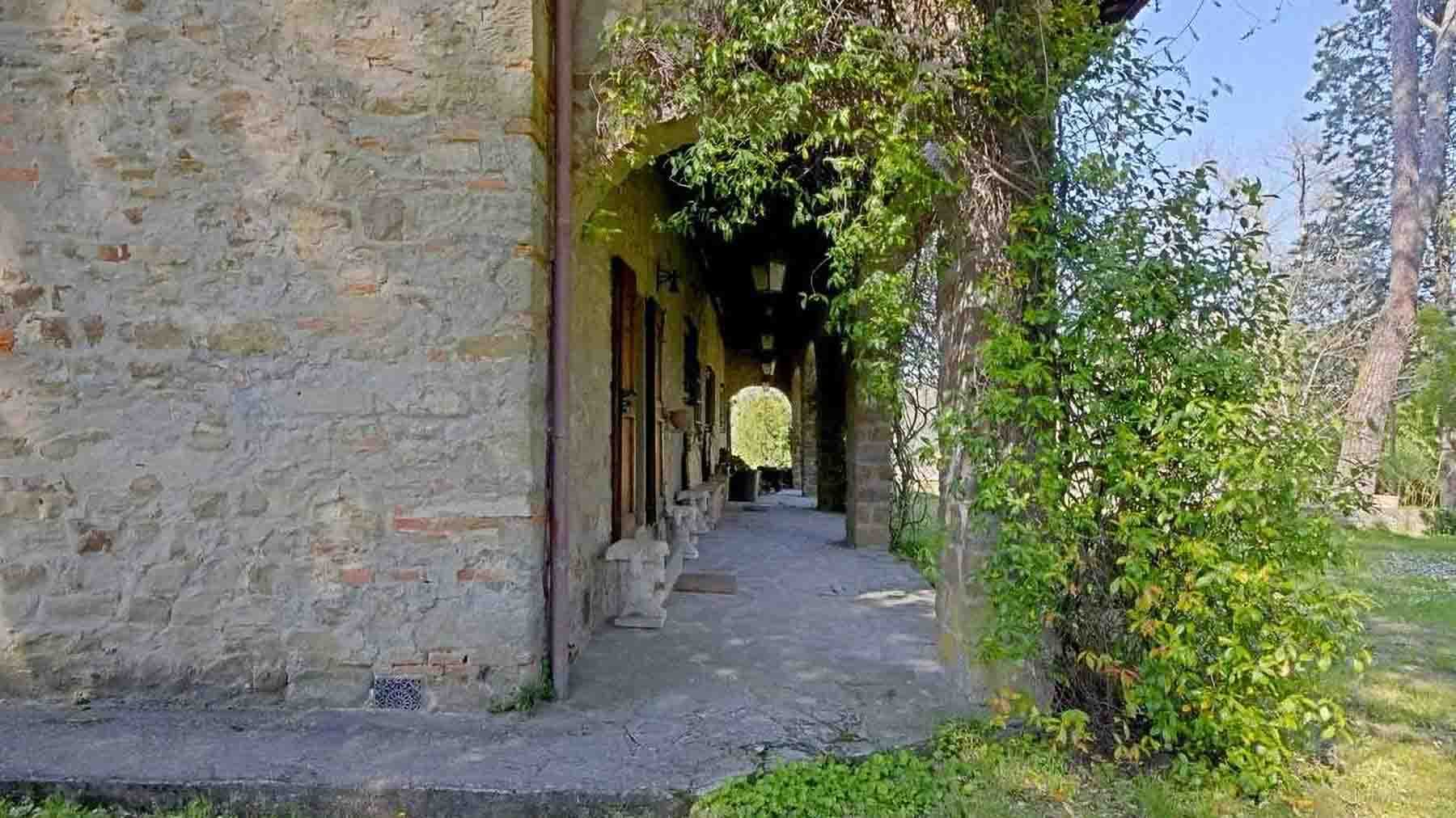Casale spazioso con giardino privato a Reggello, Toscana