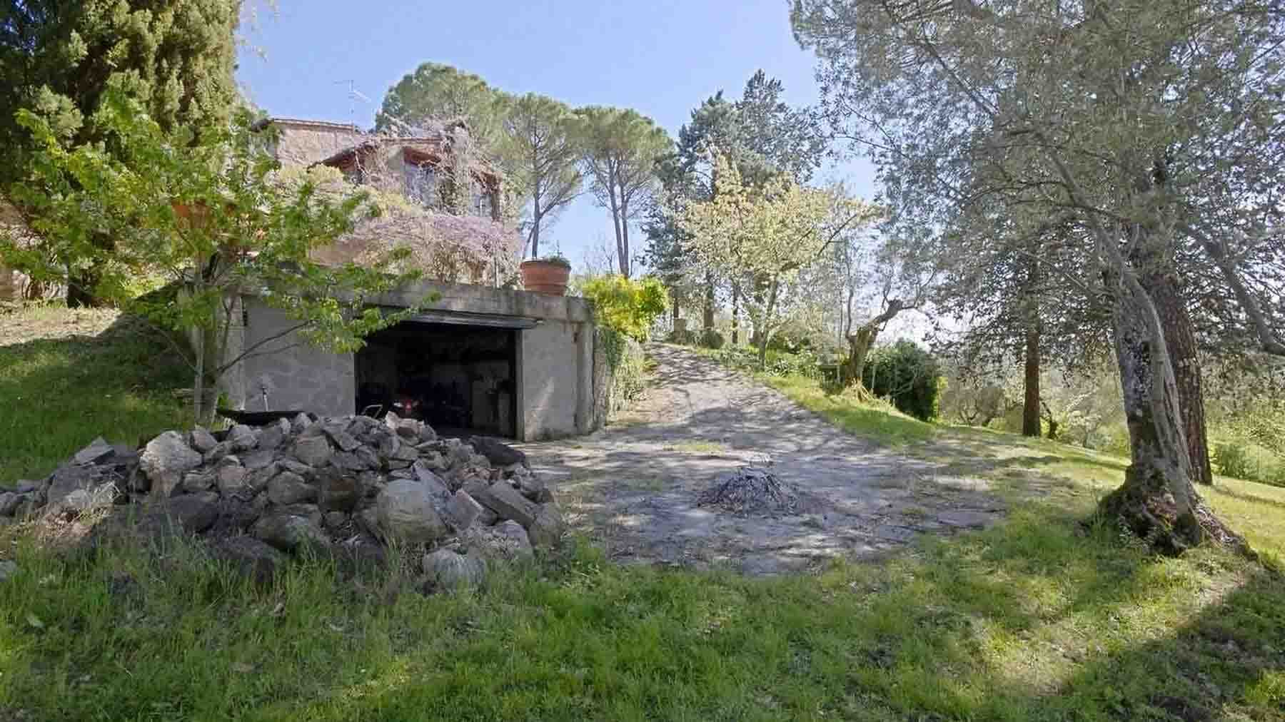 Casale spazioso con giardino privato a Reggello, Toscana