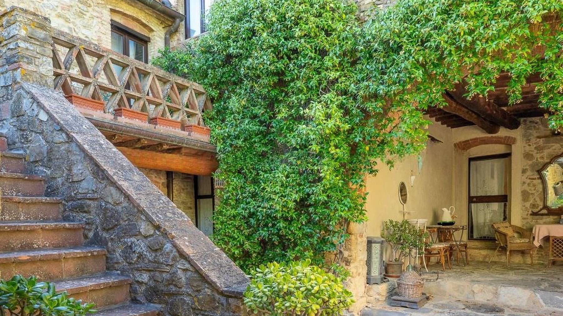 Rustic Country House in Chianti, Tuscany