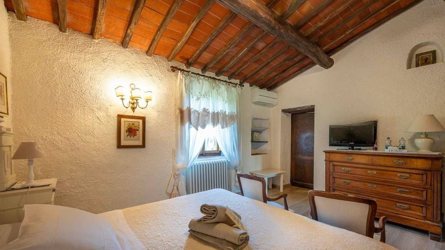 Rustic Country House in Chianti, Tuscany