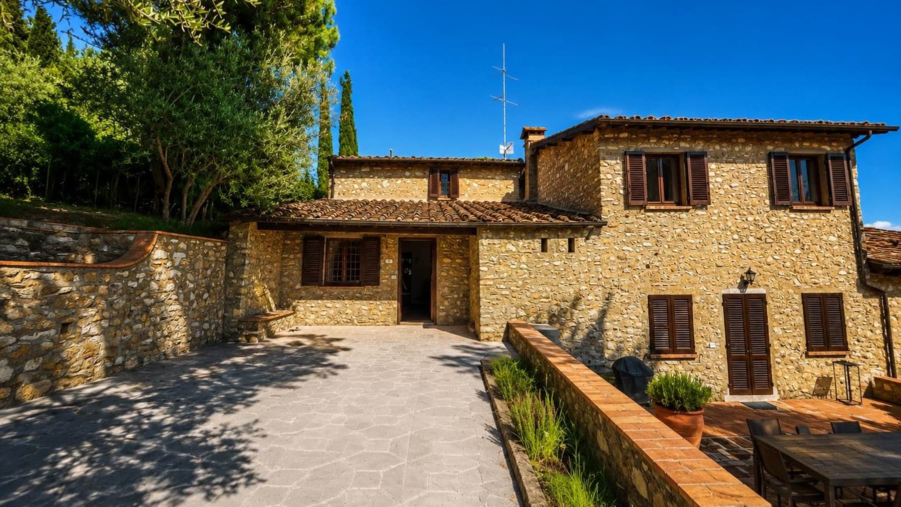 Appartamento spazioso con giardino a Calenzano, Toscana