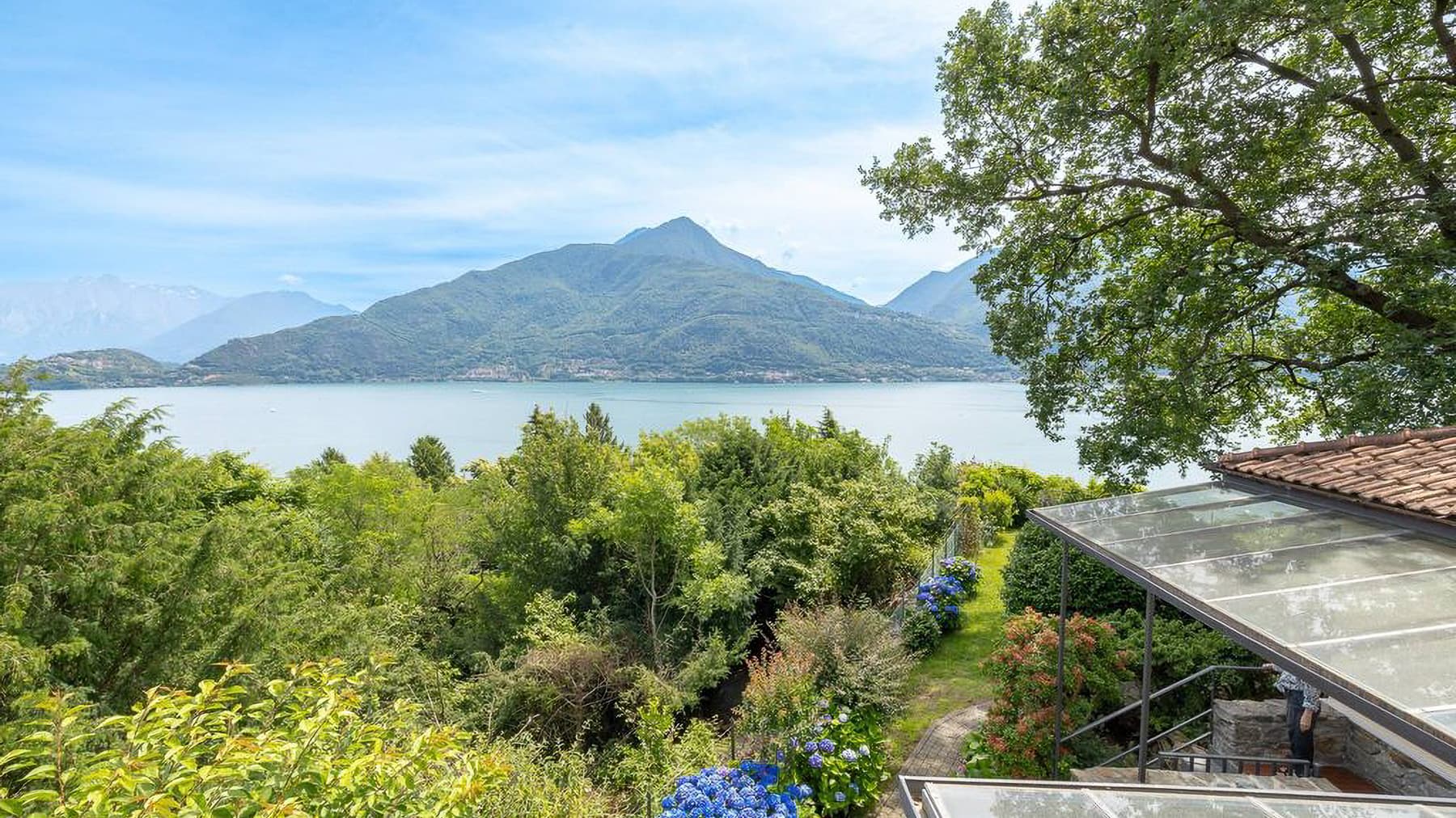 Villa a Calozzo con vista spettacolare sul Lago di Como