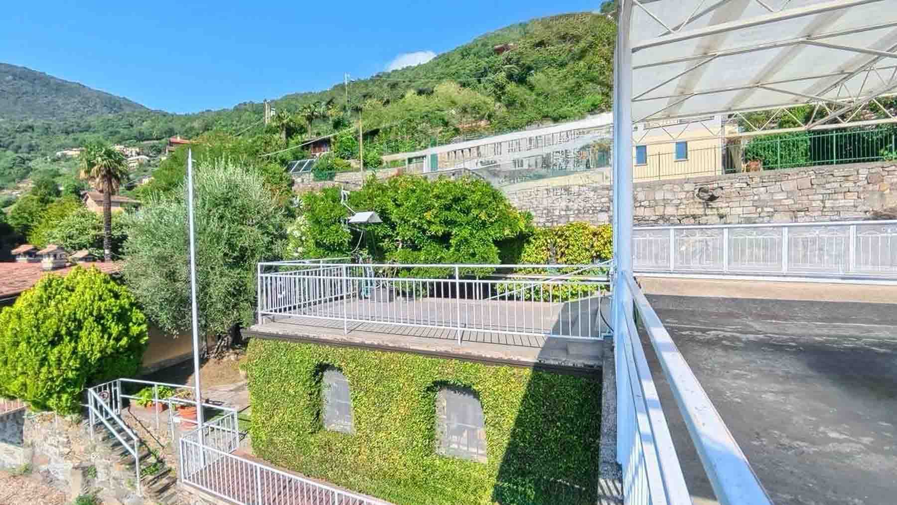 Villa con giardino privato sul Lago di Como, Menaggio