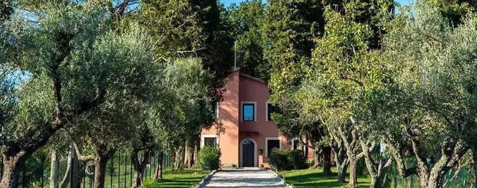 Elegant Villa in Rome, Heart of Lazio Region