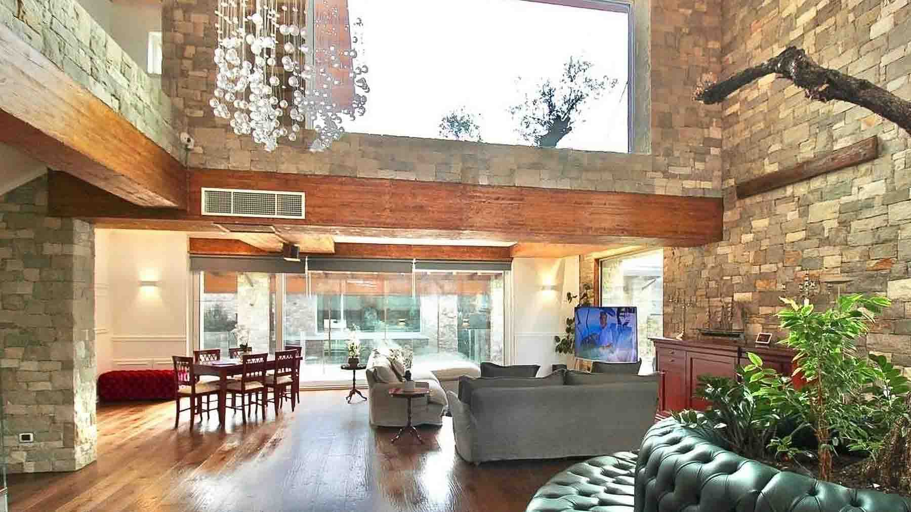 Charming Villa in Villasanta, Lombardy