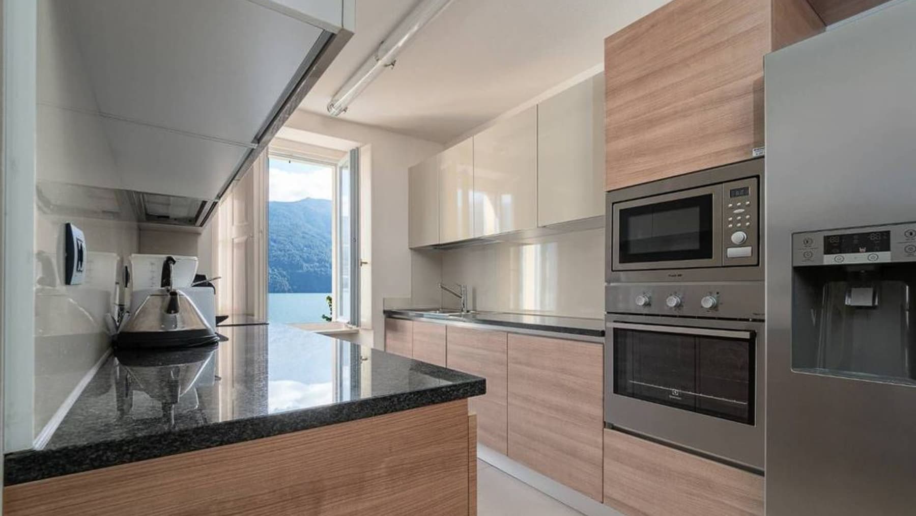 Apartment Overlooking Lake Como in Lombardia