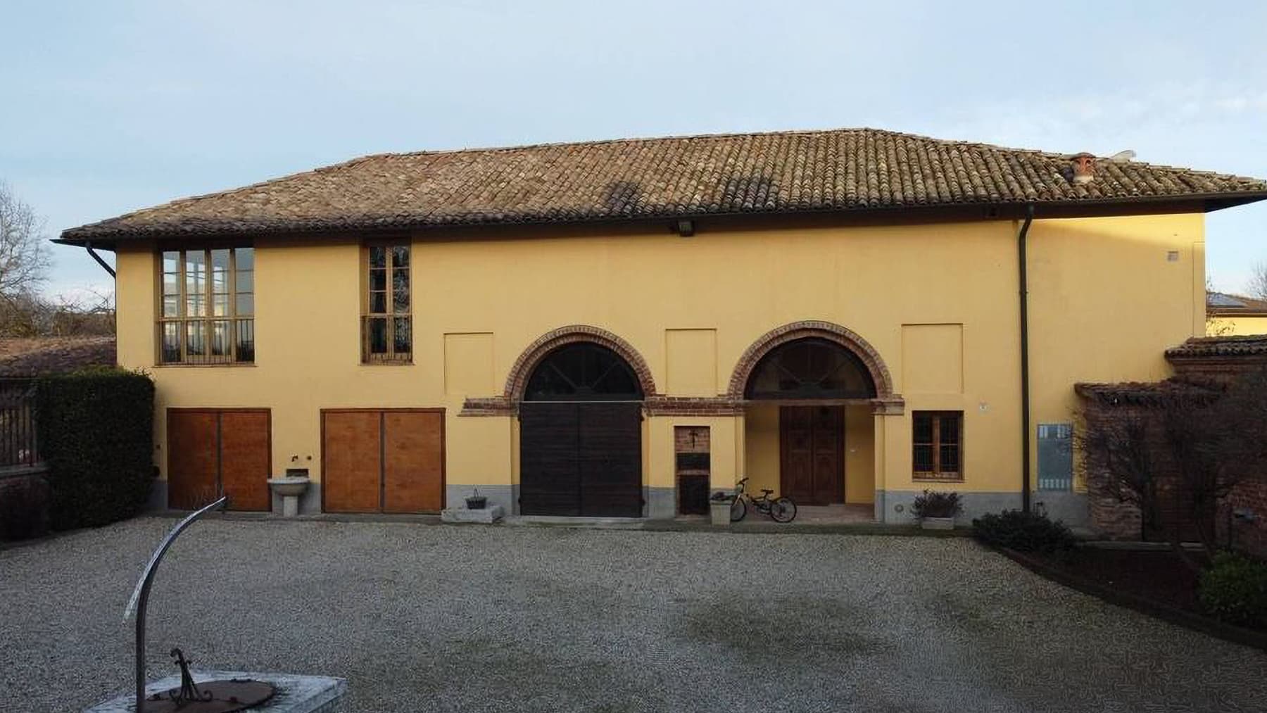 Historic Palace in Castel Lambro, Lombardia