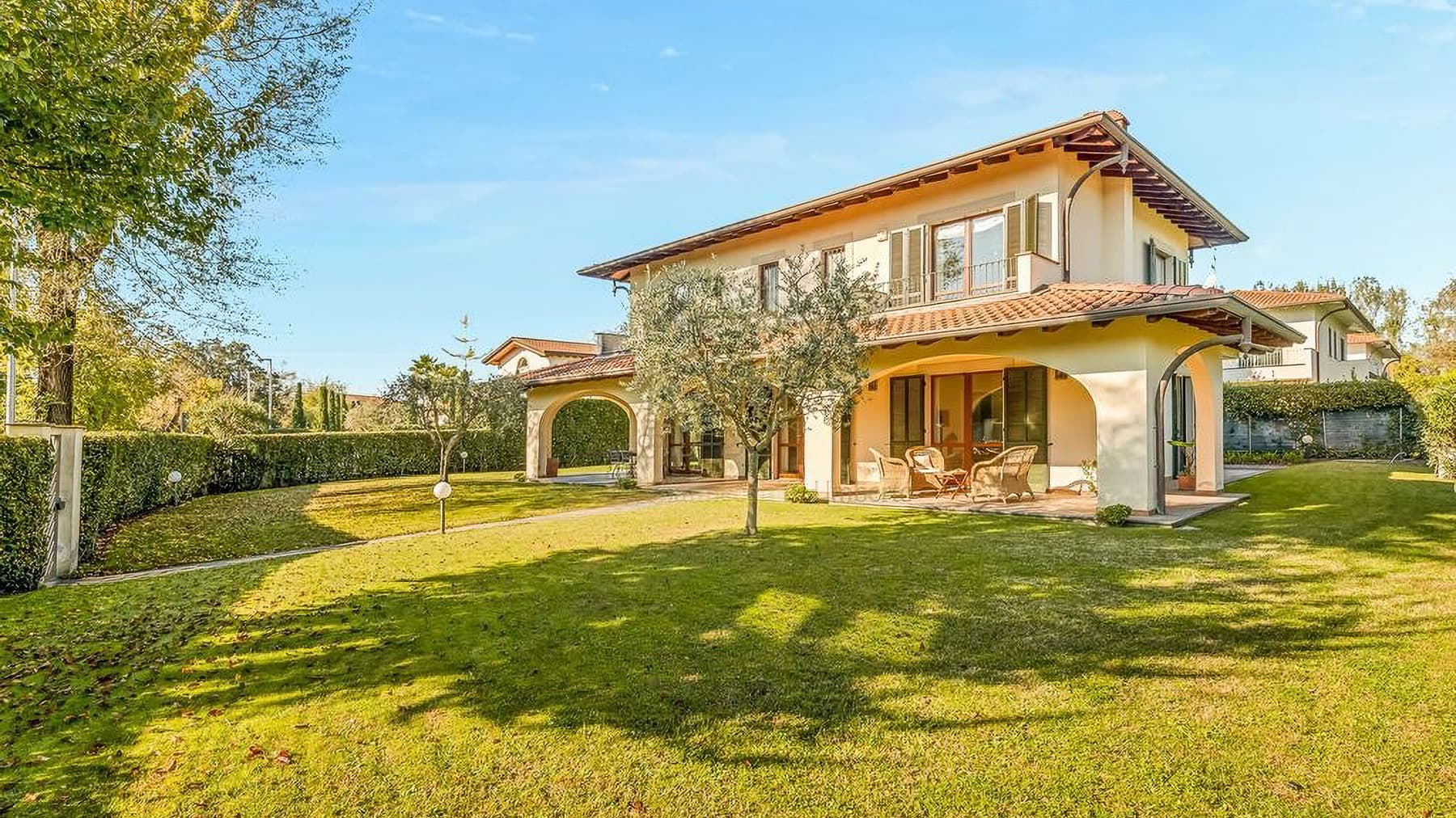 Elegant Villa in Forte dei Marmi, Tuscany