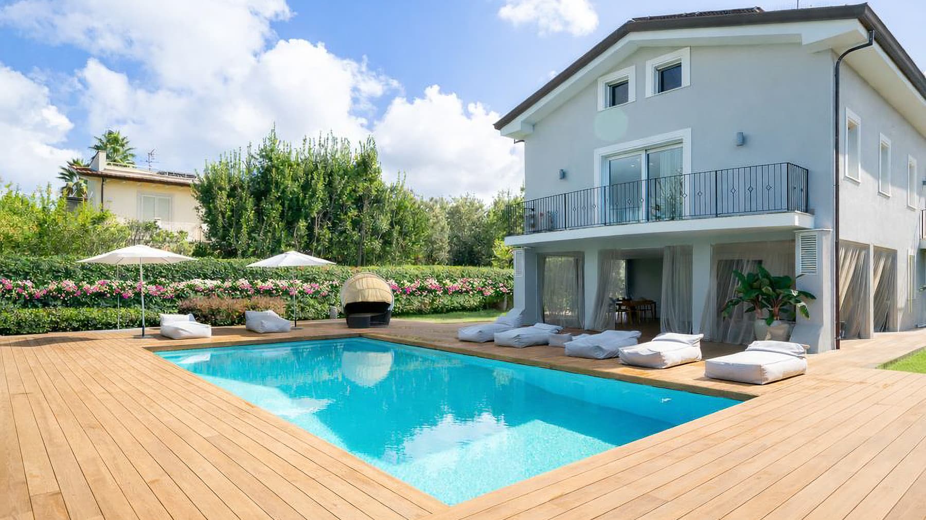 Elegant Villa in Forte dei Marmi, Tuscany