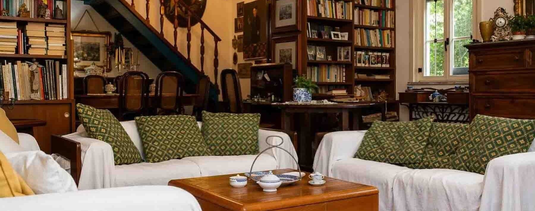 Tenuta-Complesso esclusiva con giardino a Palermo