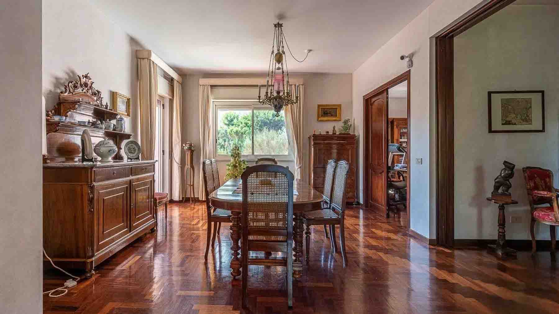 Villa in Palermo, Sicily: Elegant Living Awaits