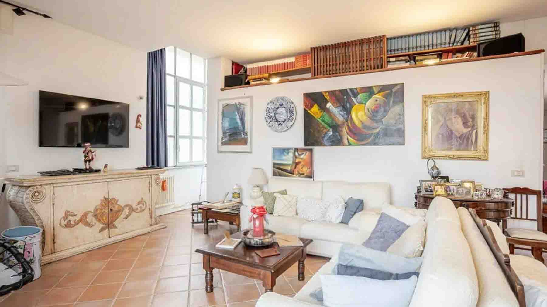 Charming Apartment in Napoli, Campania