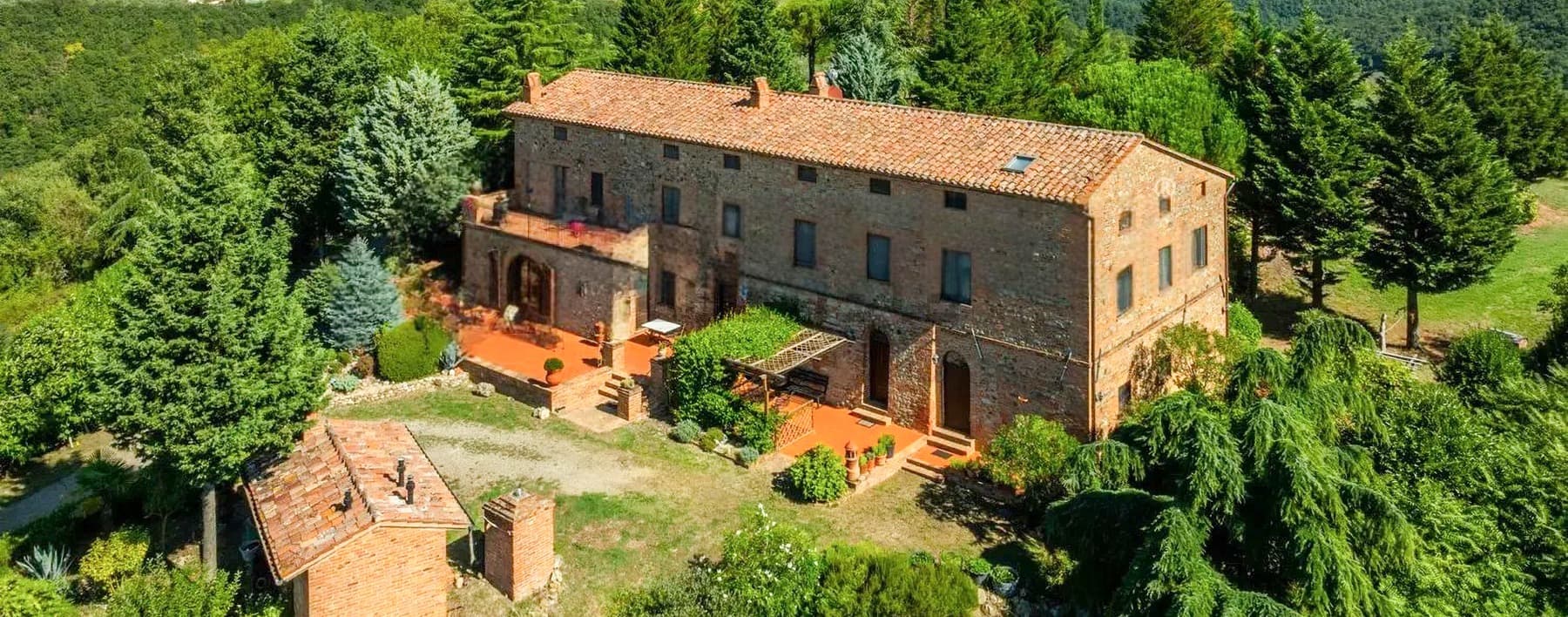 Casale panoramico con piscina a Città della Pieve, Umbria