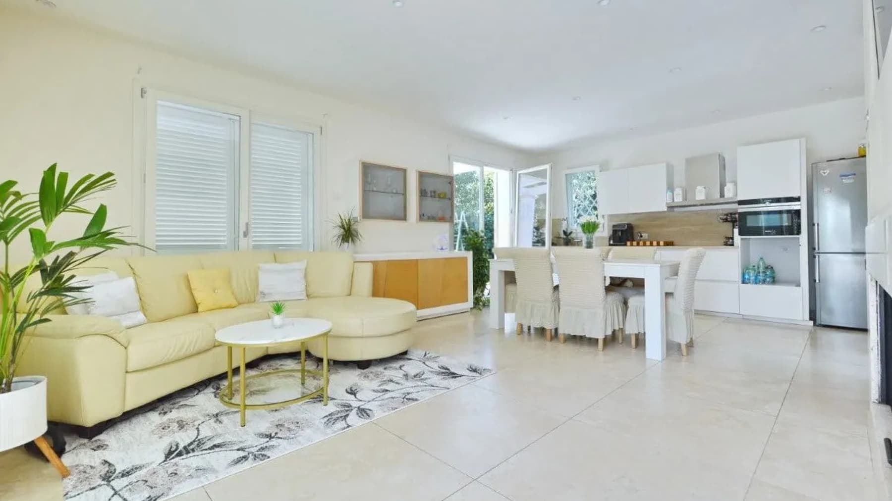 Villa con giardino privato a Forte dei Marmi, Toscana