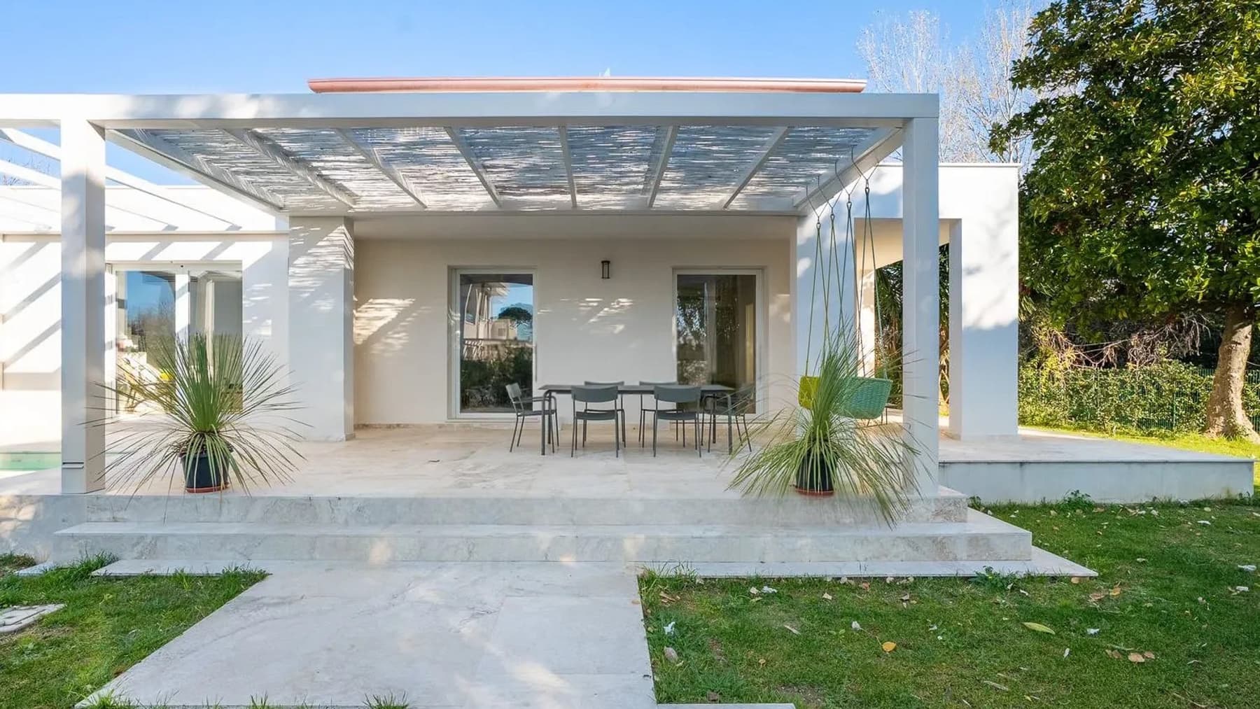 Villa contemporanea a Forte dei Marmi, Toscana