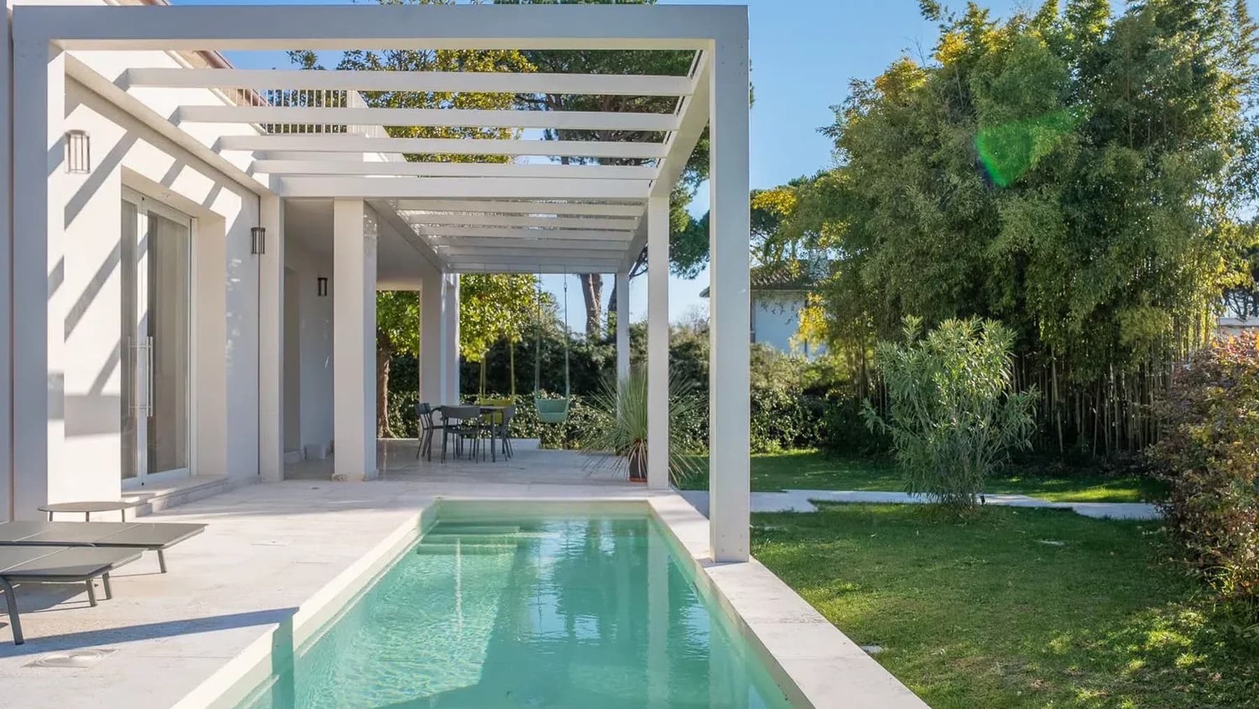 Villa contemporanea a Forte dei Marmi, Toscana