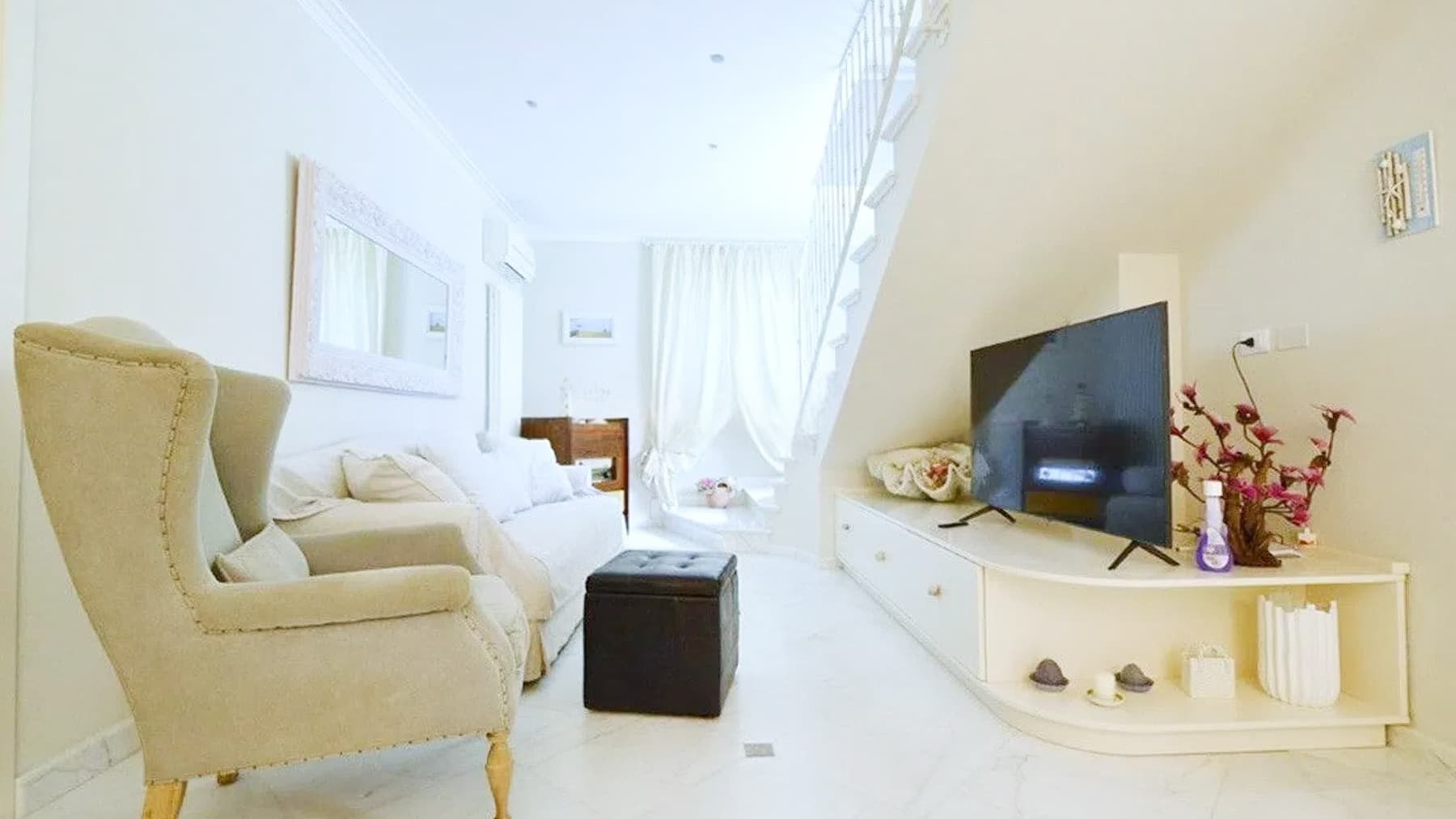Detached House in Prestigious Forte dei Marmi, Tuscany