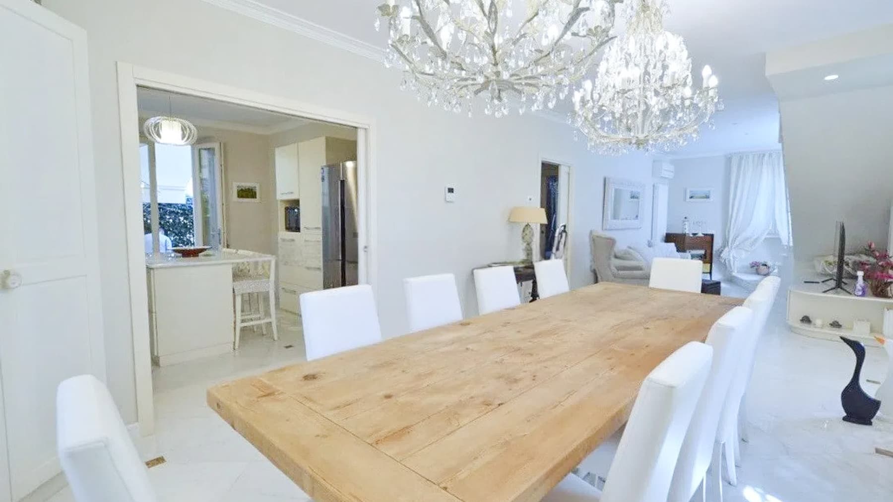 Detached House in Prestigious Forte dei Marmi, Tuscany