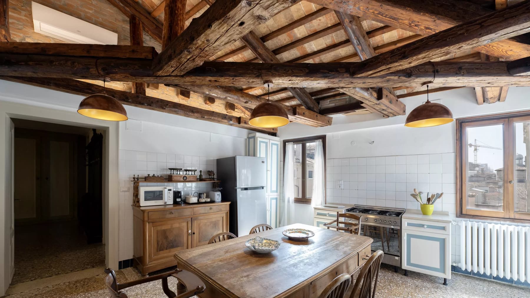 Appartamento spazioso di 550 mq al quarto piano, Venezia
