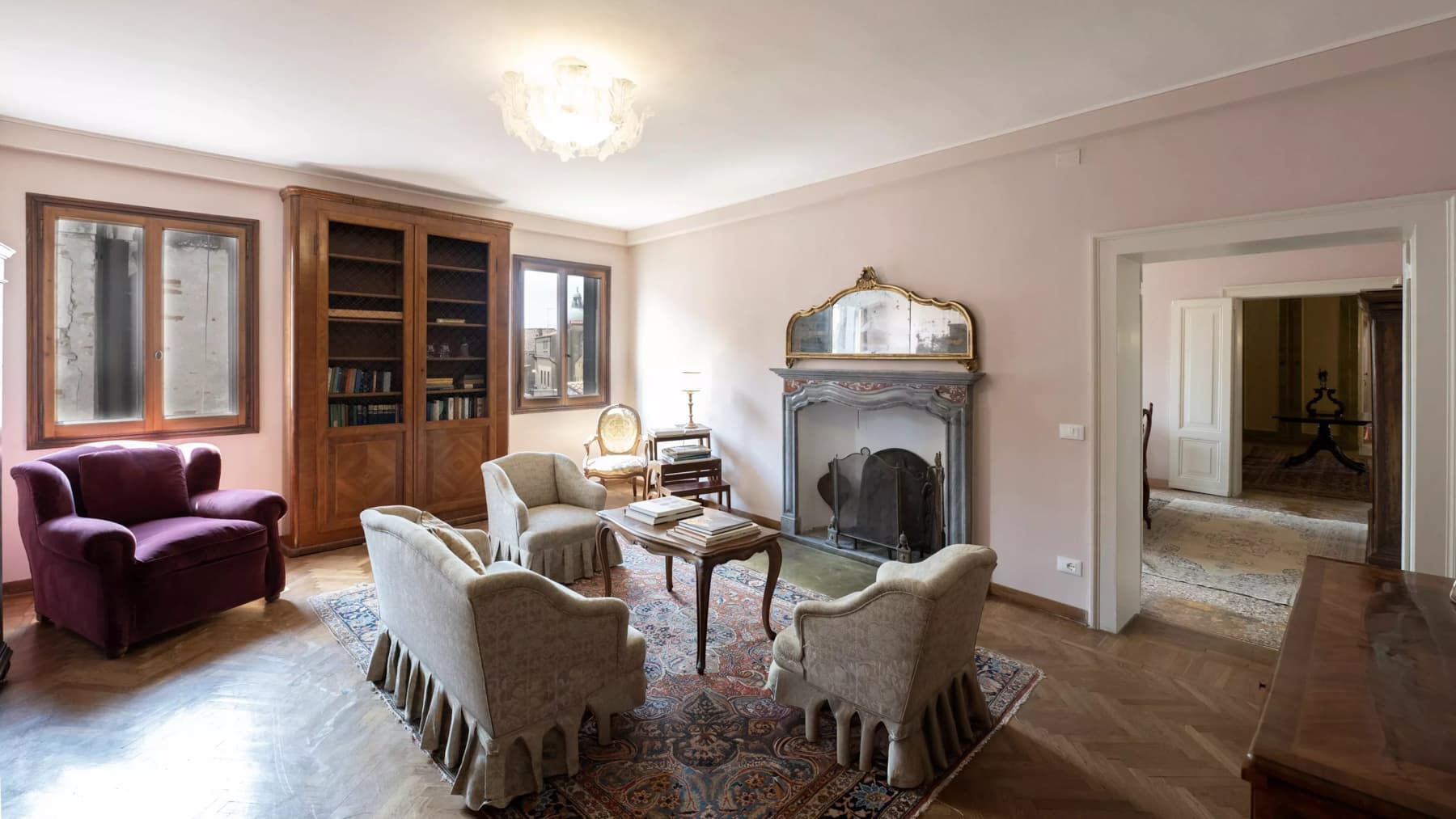 Appartamento spazioso di 550 mq al quarto piano, Venezia