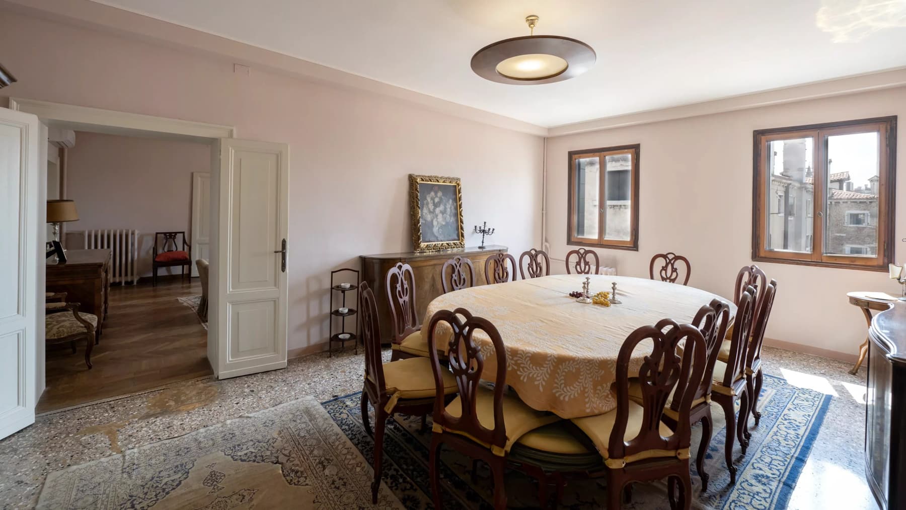 Appartamento spazioso di 550 mq al quarto piano, Venezia