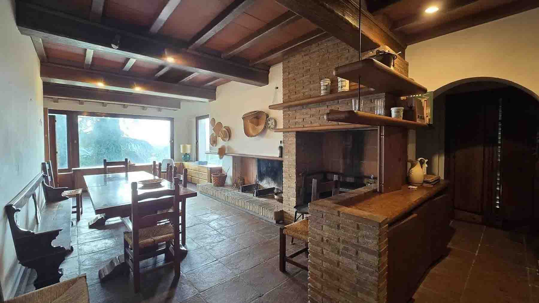 Villa storica con parco e piscina a Firenze