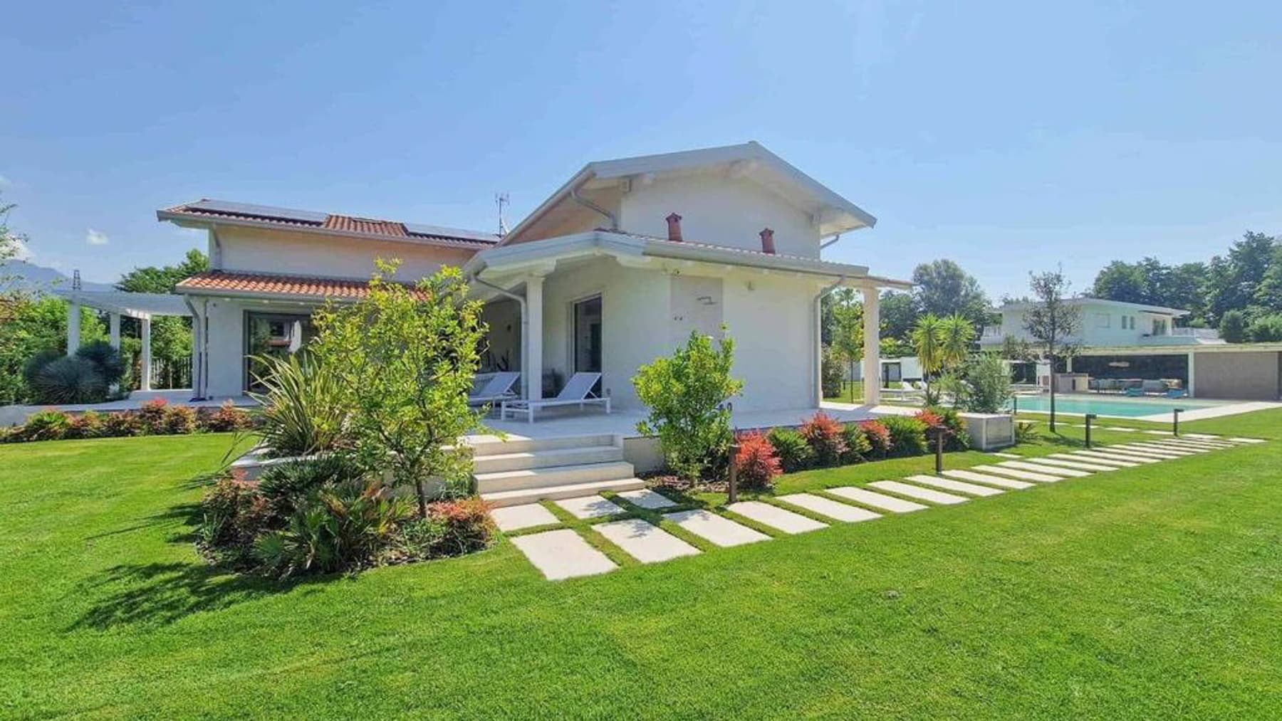 Villa esclusiva con piscina a Forte dei Marmi
