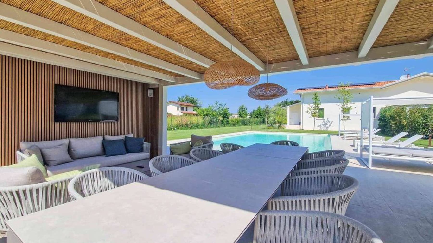 Villa esclusiva con piscina a Forte dei Marmi