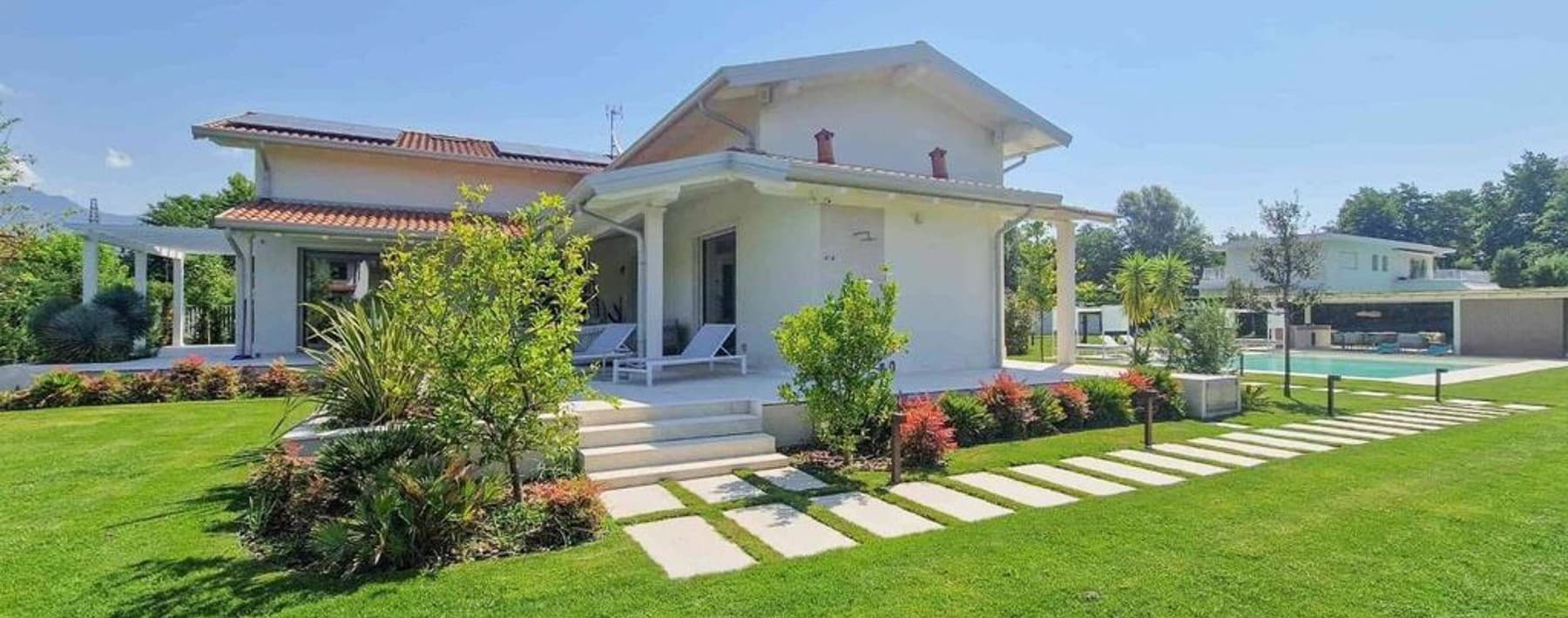 Villa esclusiva con piscina a Forte dei Marmi