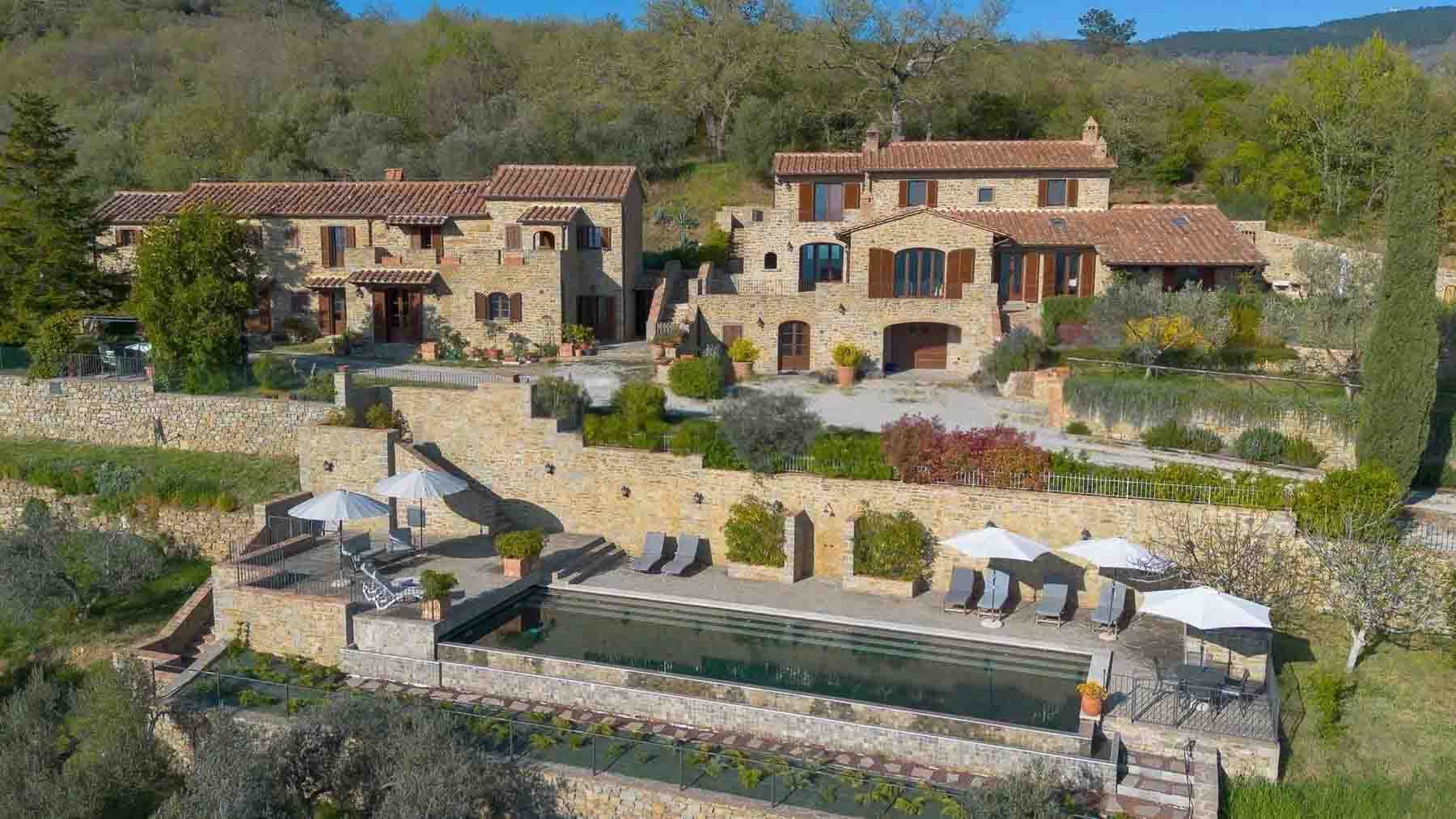 Tenuta-Complesso panoramico a Cortona, Toscana