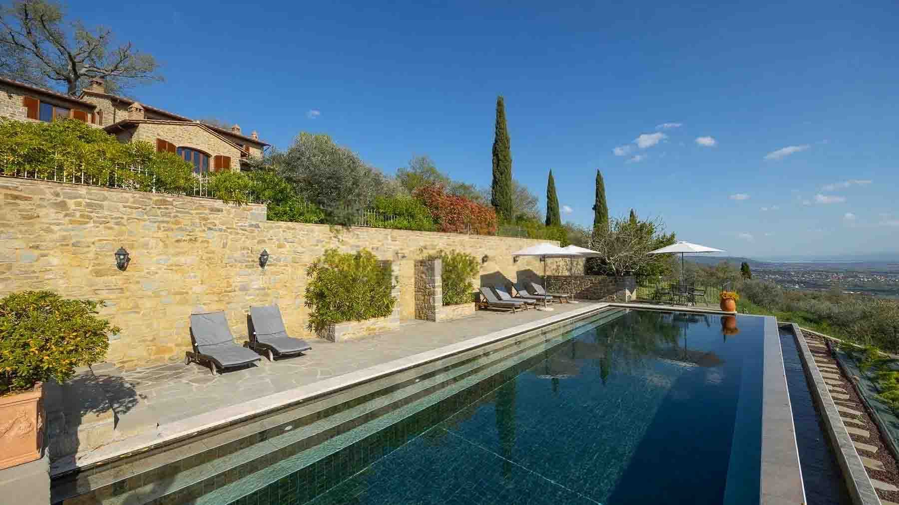 Tenuta-Complesso panoramico a Cortona, Toscana