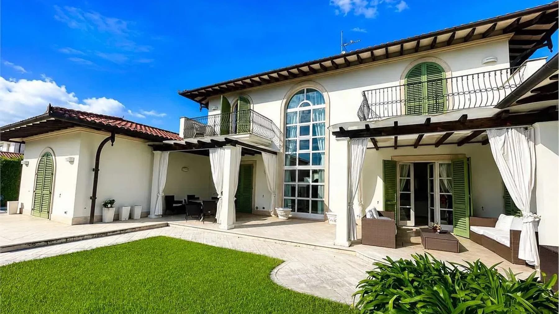 Villa esclusiva a Forte dei Marmi, Toscana, con piscina