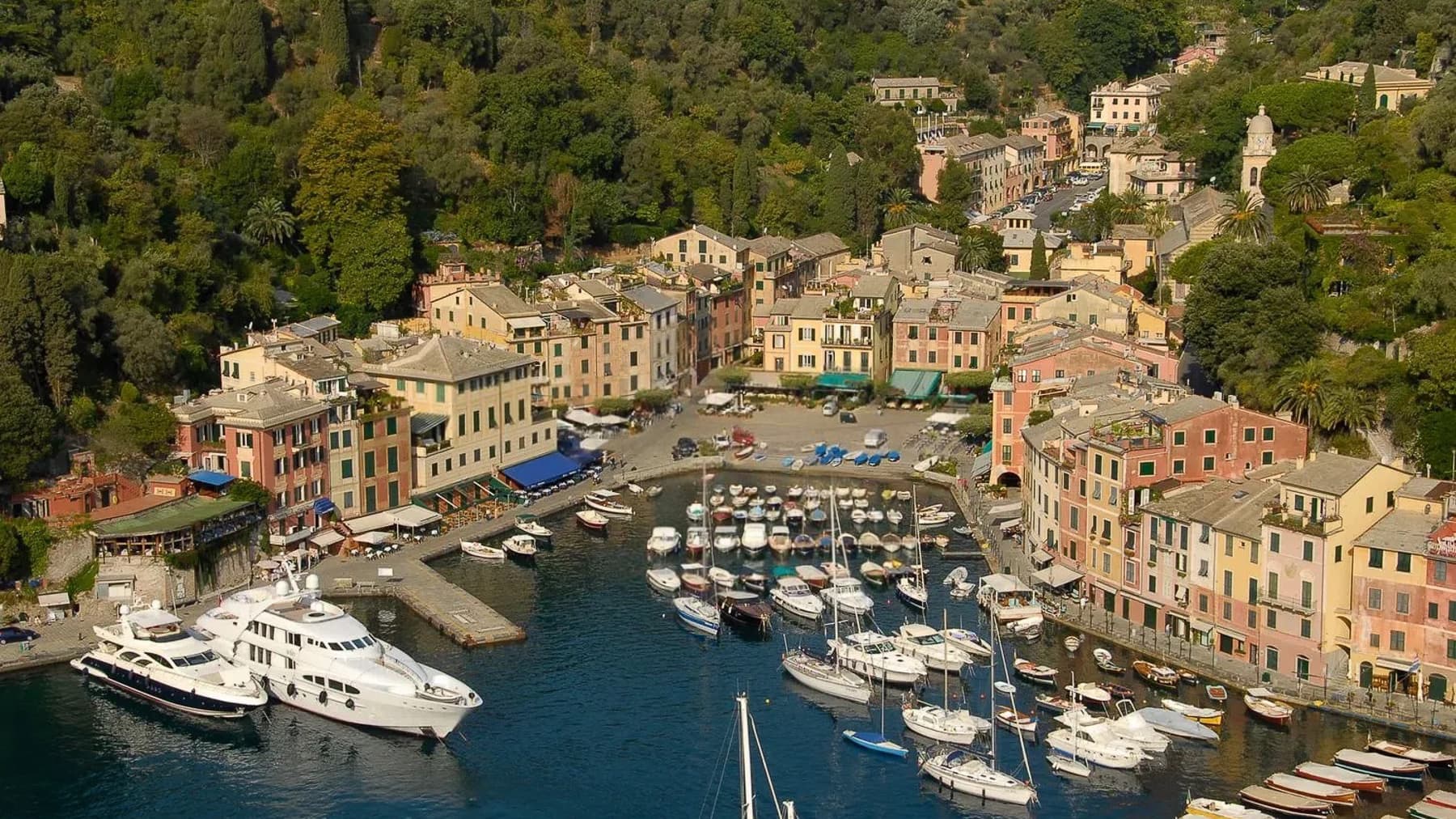 Appartamento con terrazzo e giardino a Portofino