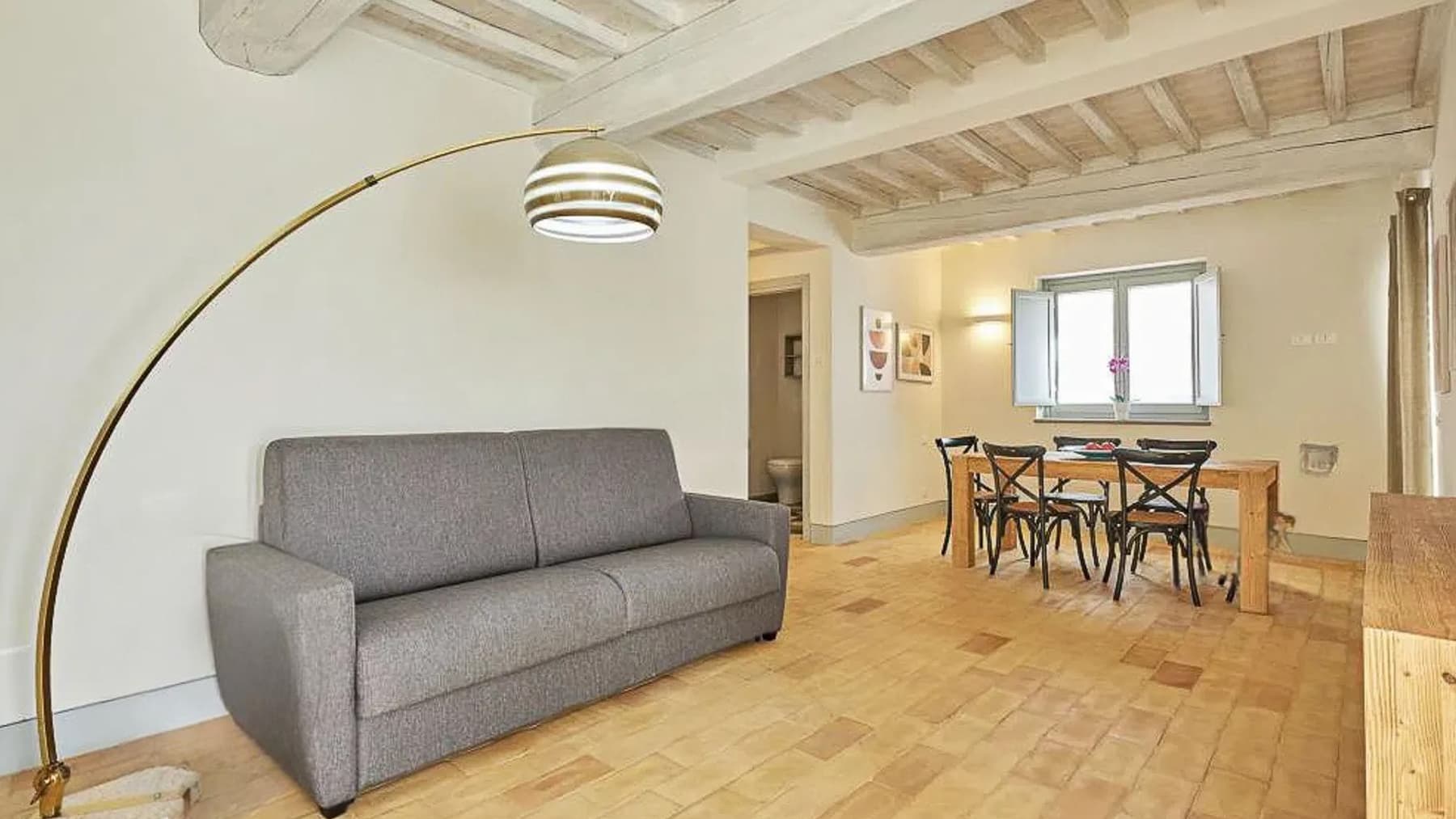 Rustic Country House in Charming Cortona, Tuscany
