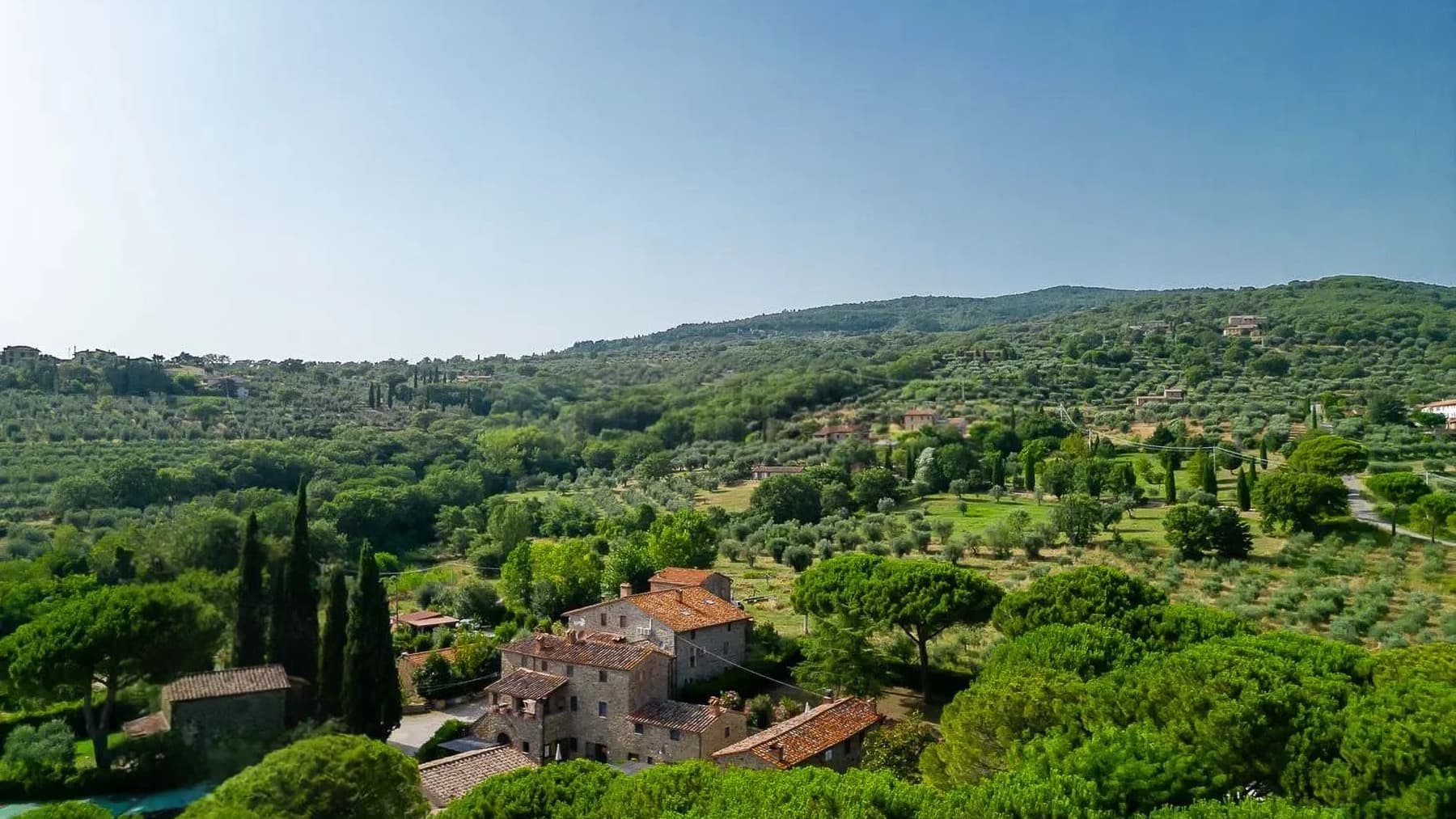 Casale con piscina a Tuoro sul Trasimeno, Umbria