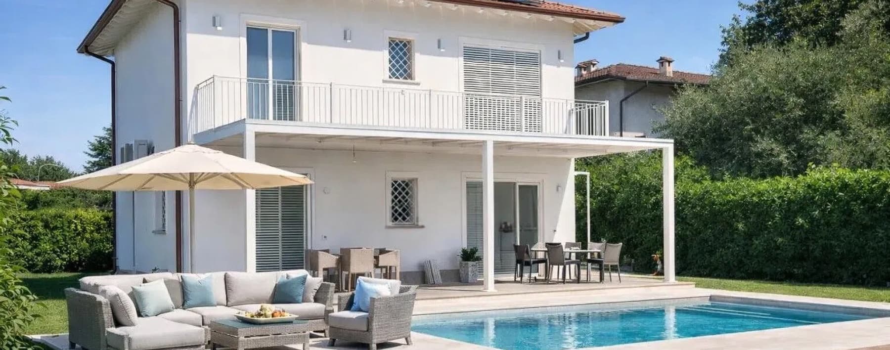 Villa elegante a Pietrasanta, Versilia con piscina