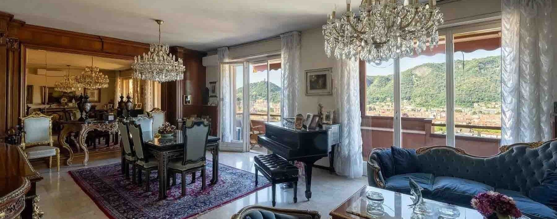 Attico panoramico sul Lago di Como con vista mozzafiato