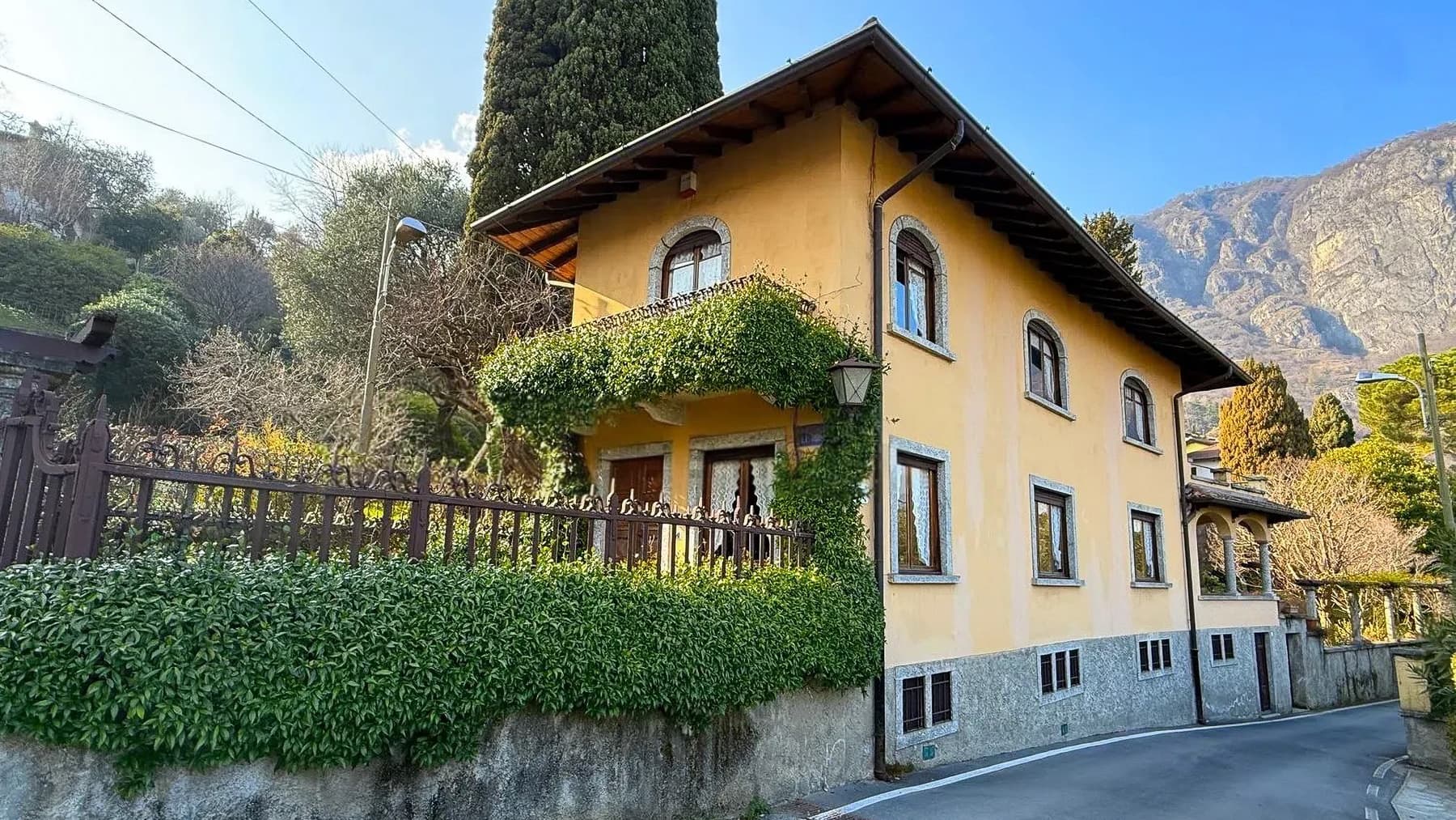 Villa storica a Griante, Lago di Como