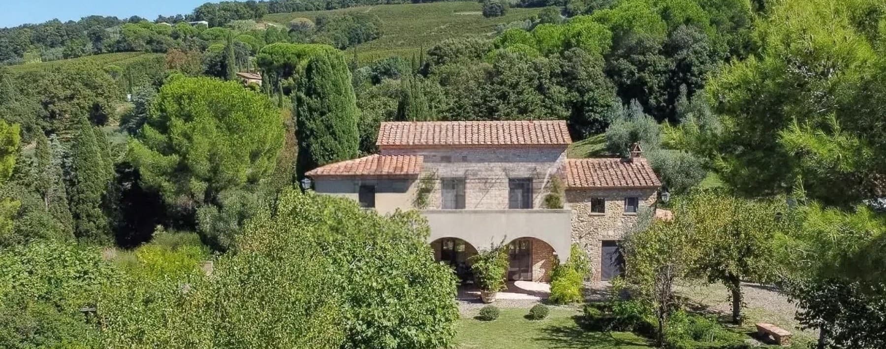 Villa panoramica a Casale Marittimo, Toscana