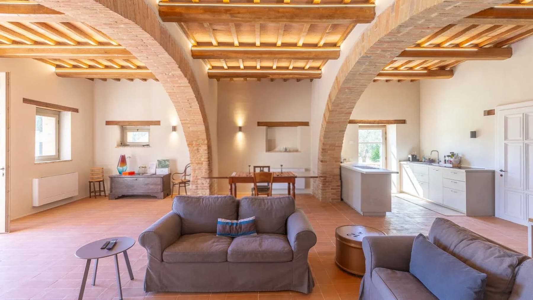 Casale storico con piscina nella verde Umbria