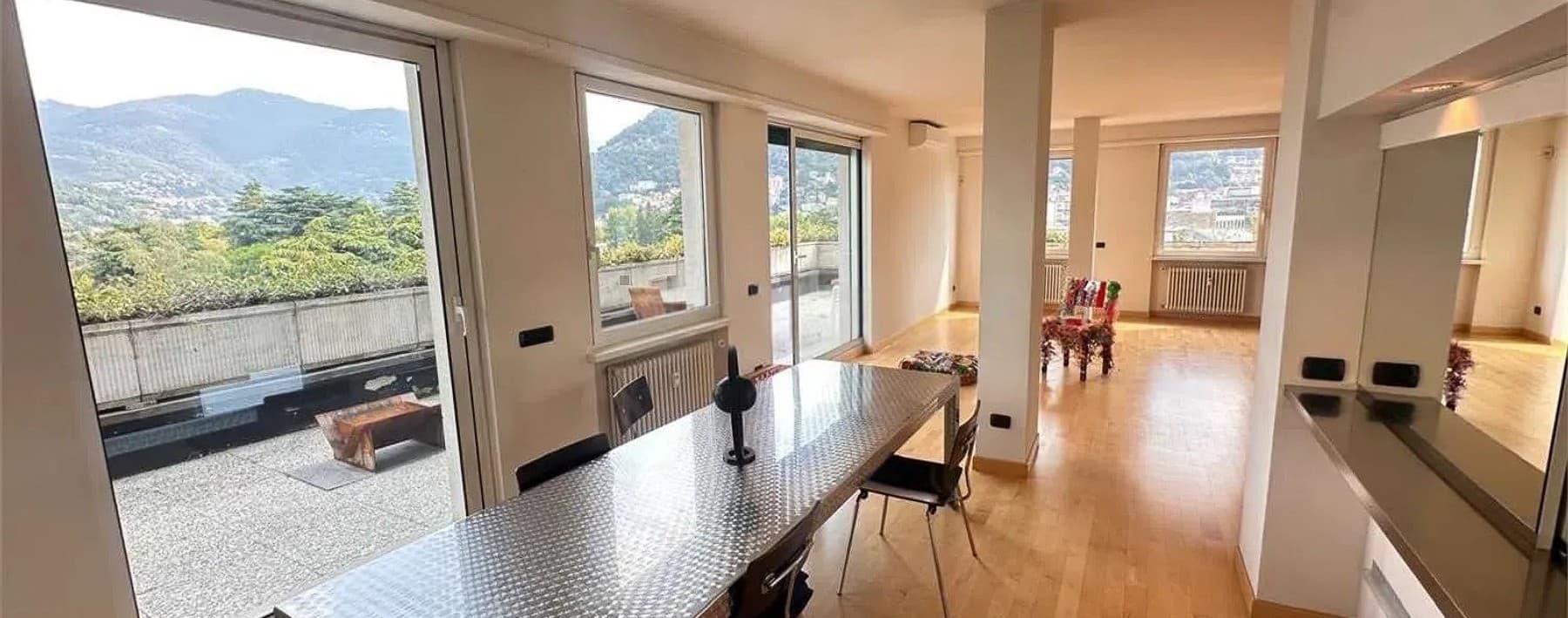 Appartamento esclusivo a Como, vista Lago di Como